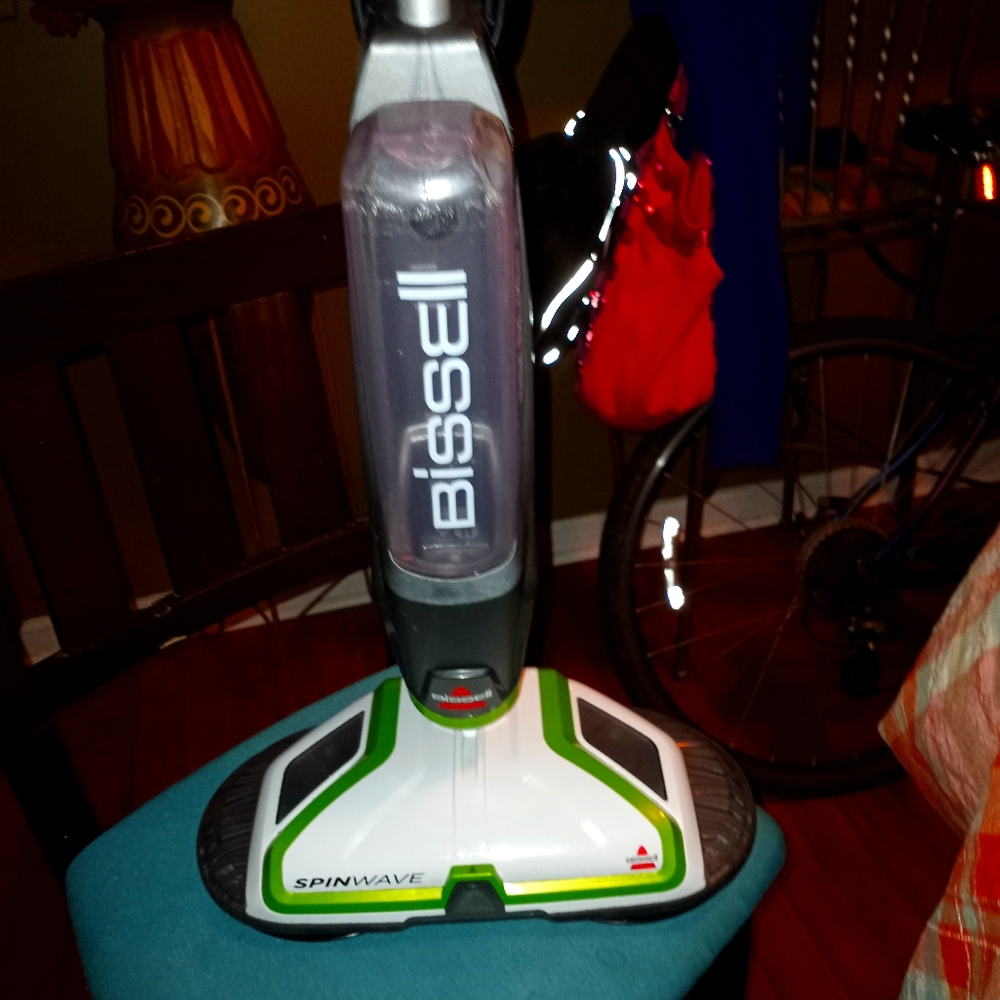 Hardwood floor buffer/cleaner